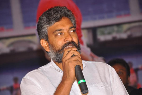 rajamouli,star heroes,ss rajamouli tip to fans,bahubali  స్టార్‌హీరోల ఫ్యాన్స్‌ కి  రాజమౌళి టిప్!